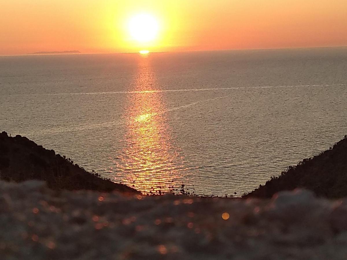 Vila Pasqyra Ksamil Kültér fotó